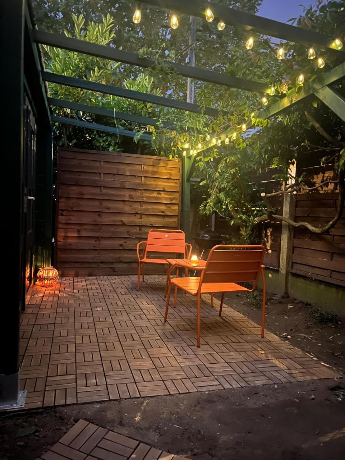 Escale Cosy A Pontoise Jacuzzi Et Terrasse Apartment Exterior photo